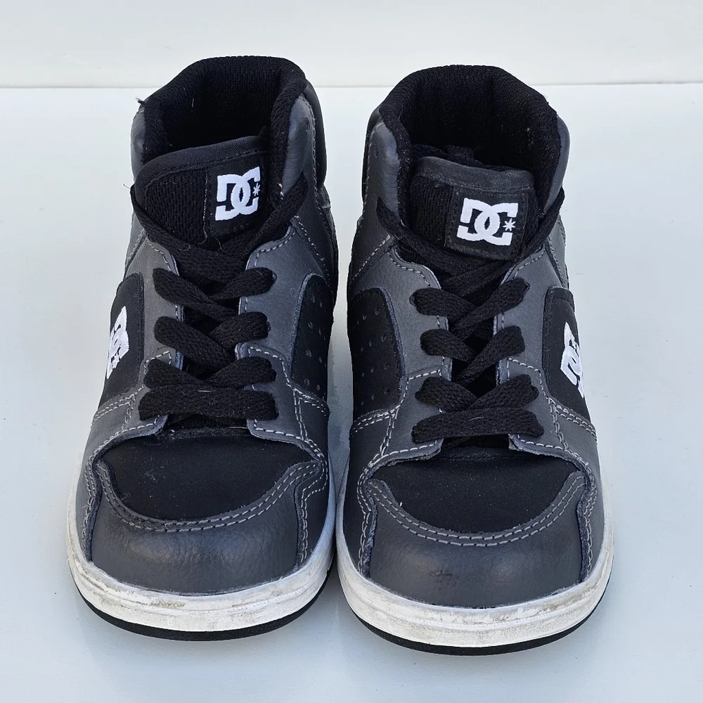 DC Shoes dark gray and black high-top sneakers boys size 9